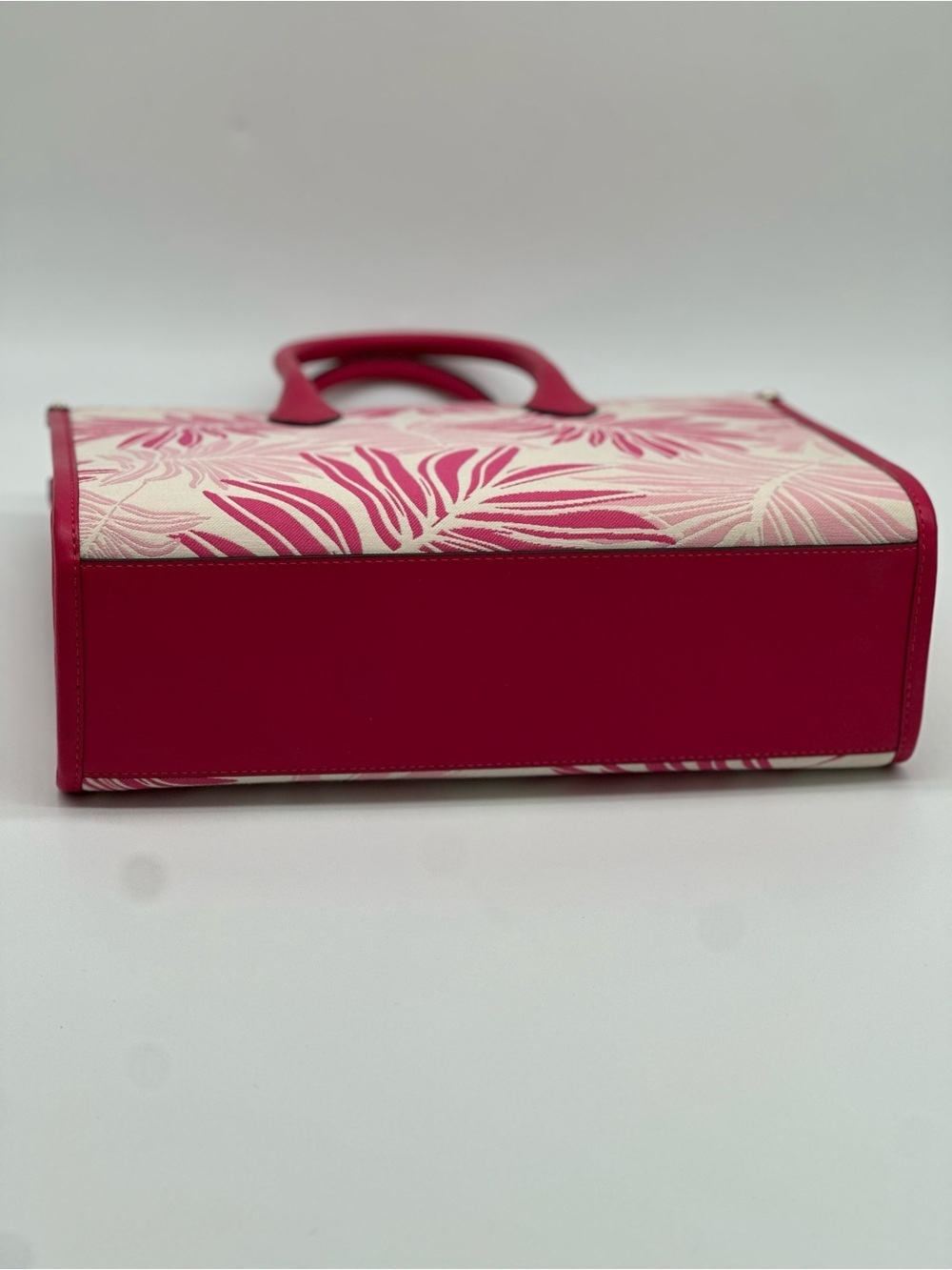 Michael Kors Hot Pink and Cream Leaf-Print Tote - Picture 5 of 10